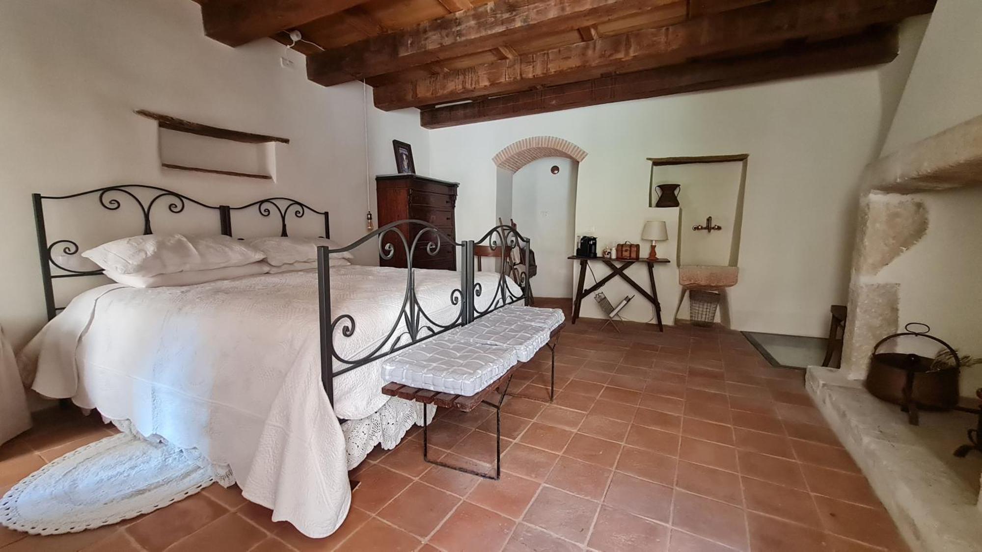 Bed and Breakfast Palazzo Pirro Dimora Storica Acciano Экстерьер фото